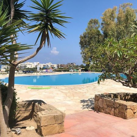 Kings Palace - Fabulous Pool-Side 2 Bed Apartment Πάφος Εξωτερικό φωτογραφία
