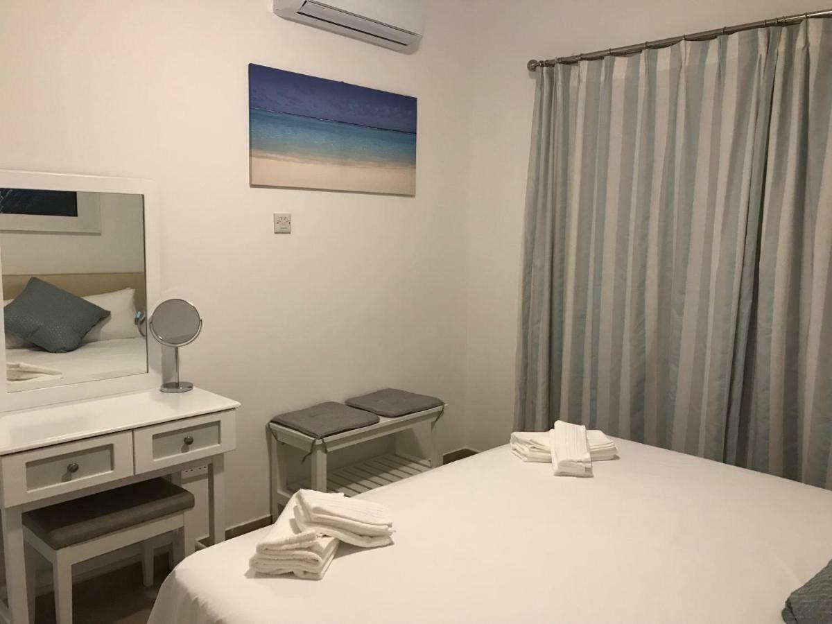 Kings Palace - Fabulous Pool-Side 2 Bed Apartment Πάφος Εξωτερικό φωτογραφία